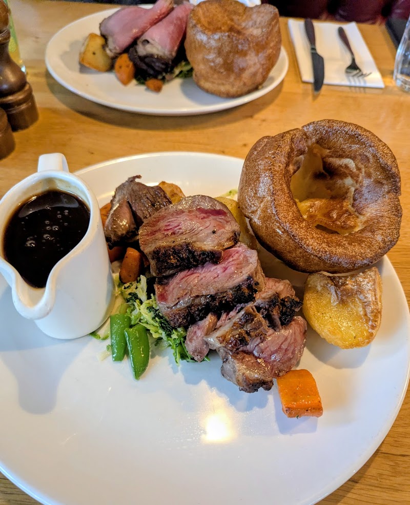 BLACKHOUSE GASTROBAR