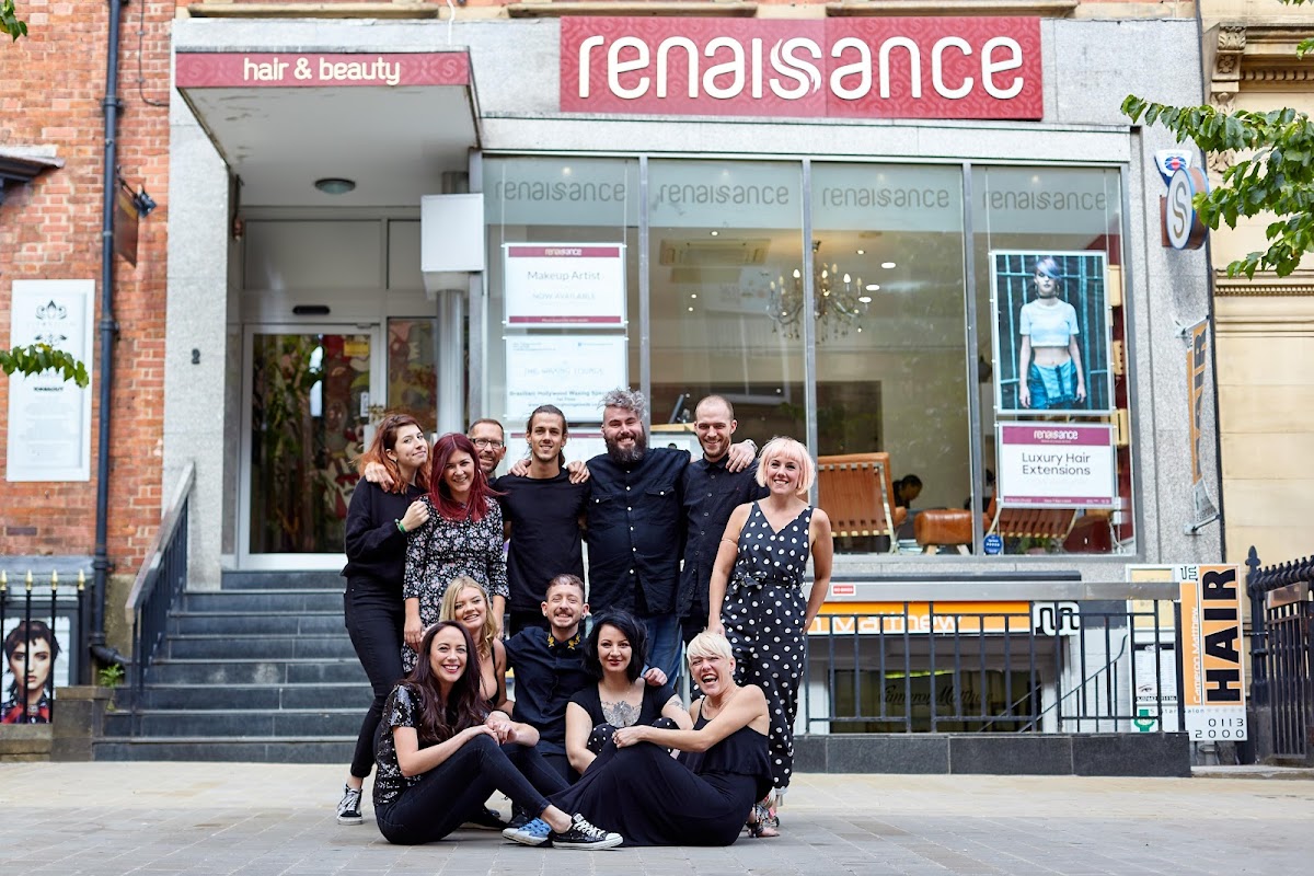 Renaissance hair and beauty — Beauty